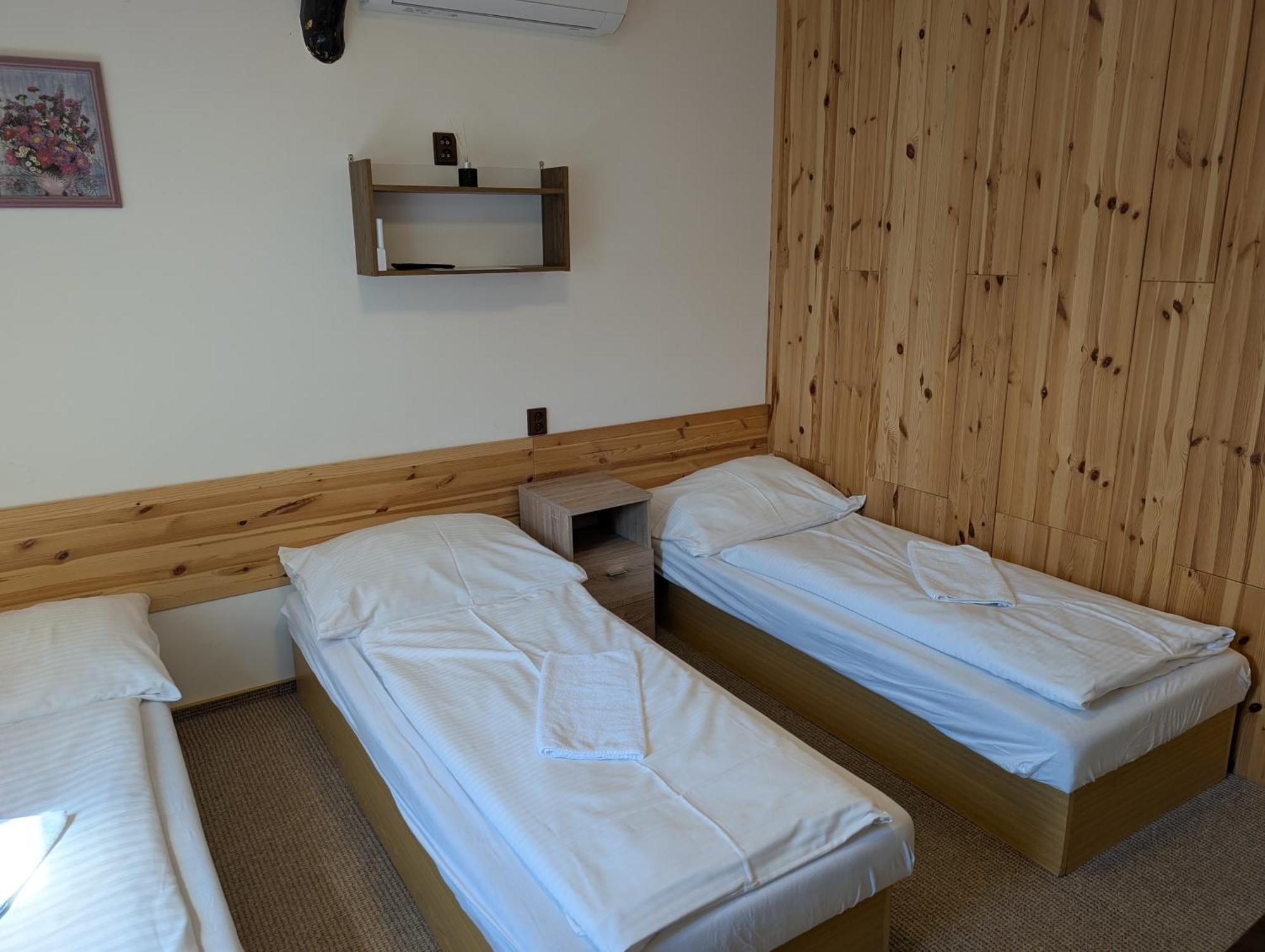 Pension Harcovna Frydlant nad Ostravici Luaran gambar